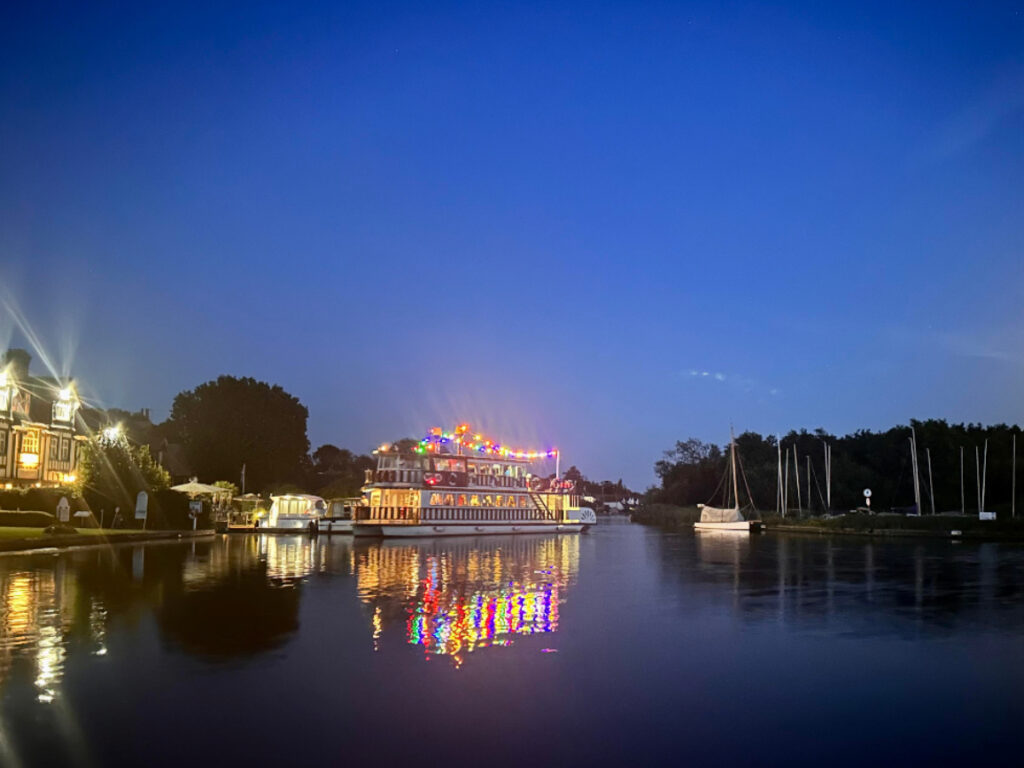 A Sunset Cruise on the Southern Comfort Mississippi River Boat, Norfolk